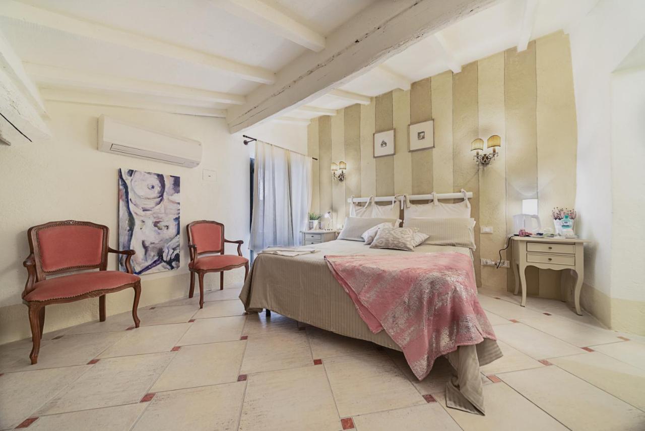 Borgo Agli Scudi Suite&Breakfast กัมปีลยา มาริตติมา ภายนอก รูปภาพ