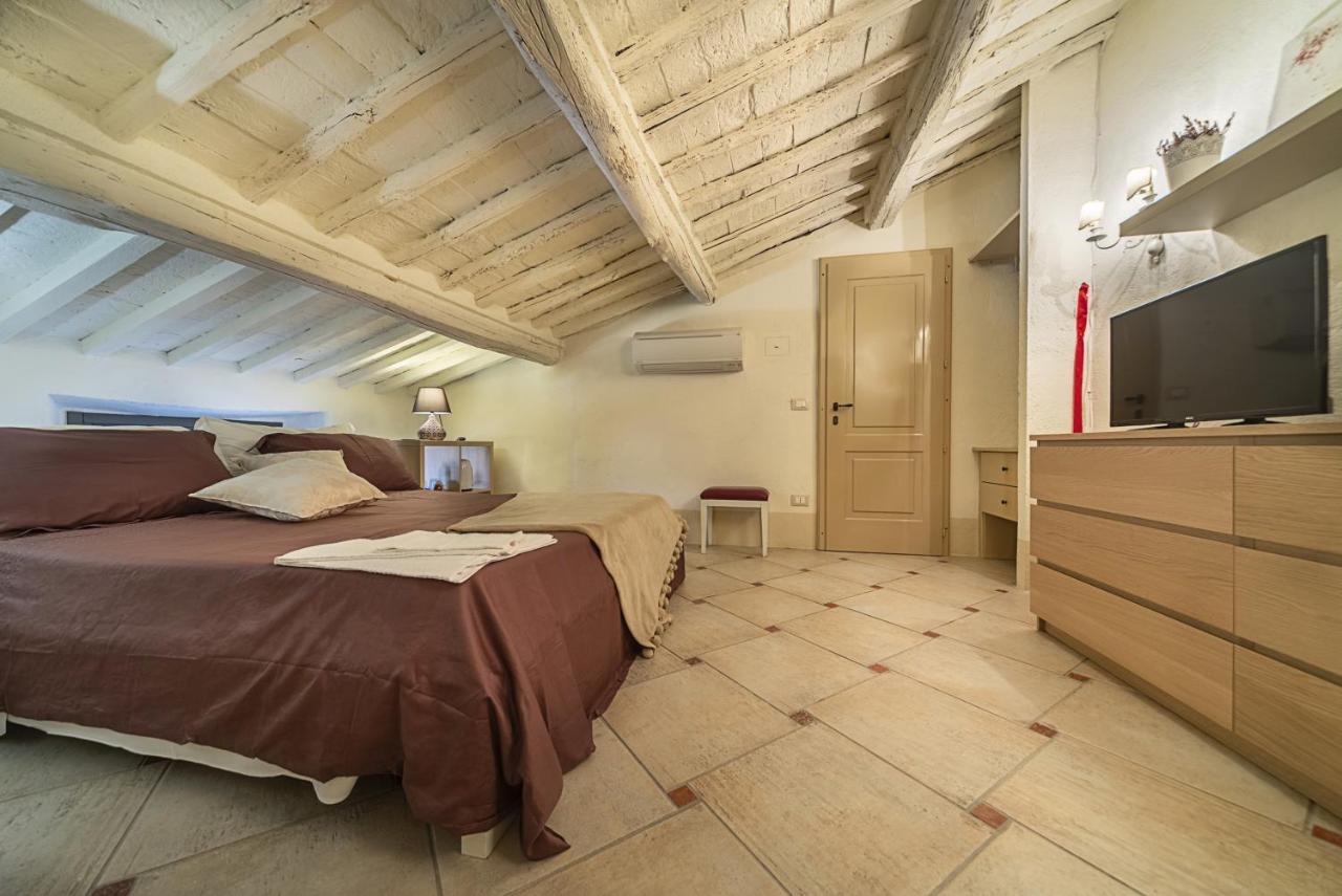Borgo Agli Scudi Suite&Breakfast กัมปีลยา มาริตติมา ภายนอก รูปภาพ